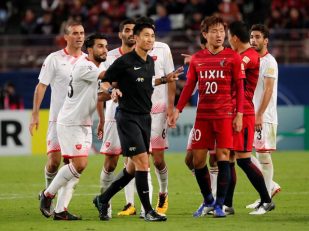 پرسپولیس ؛ ما نینگ چینی به همراه هموطنانش قای دیدار النصر - پرسپولیس