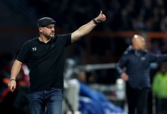 کلن ؛ استفن بومگارت، سرمربی کلن : هری کین فوق العاده است