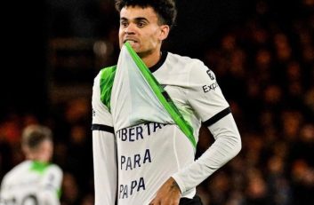 لیورپول ؛ بکر : هیچکس نمیتواند تصور کند که دیاز در حال سپری کردن چه شرایطی است