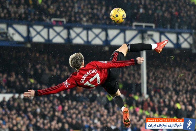 گارناچو و اهدای کفش هایش به هوادار خردسال منچستریونایتد