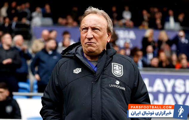 منچستریونایتد ؛ نیل وارناک، سرمربی انگلیسی : تن هاخ پول یونایتد را هدر داده است