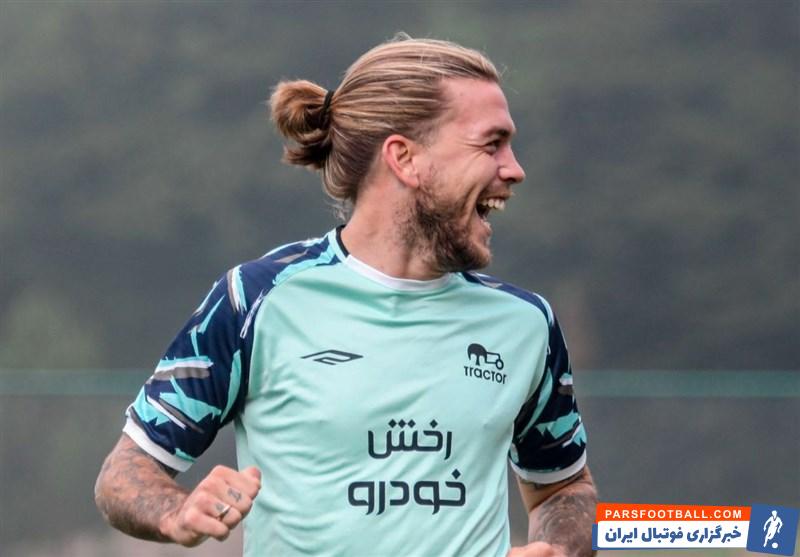 تراکتور به دنبال فسخ قرارداد آلوارو خیمنس