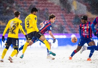 محبی ؛ نمره فنی ضعیف 5 از 10 محمد محبی در دیدار برابر زسکامسکو