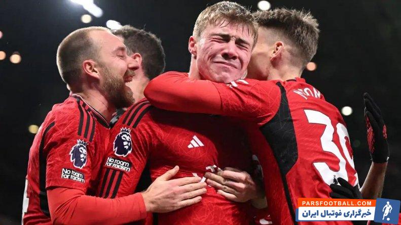 هویلوند ؛ پل پارکر، مدافع سابق منچستریونایتد : هویلوند باید خودخواه تر باشد