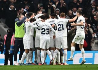 تاتنهام با دریافت چهار کارت قرمز خشن ترین تیم لیگ برتر انگلیس