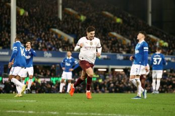 منچسترسیتی ؛ هند مدافع اورتون در محوطه جریمه زمینه ساز گل دو منچسترسیتی