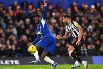 چلسی ؛ اشتباه عجیب کولویل و دیساسی در دیدار برابر نیوکسل