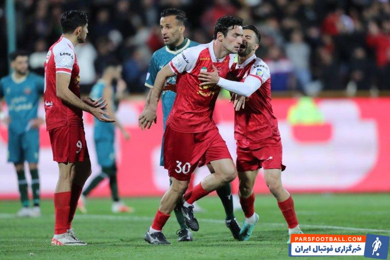 آزادی ؛ مهرشاد اسدی، وحید امیری، سید جلال حسینی و ... روی سکو های آزادی