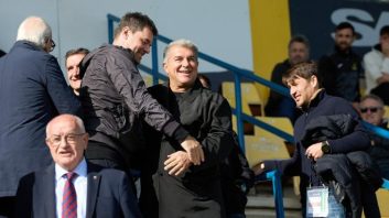 لاپورتا : در مسابقه برابر اتلتیکو بیشتر از همیشه به حمایت هواداران نیاز داریم