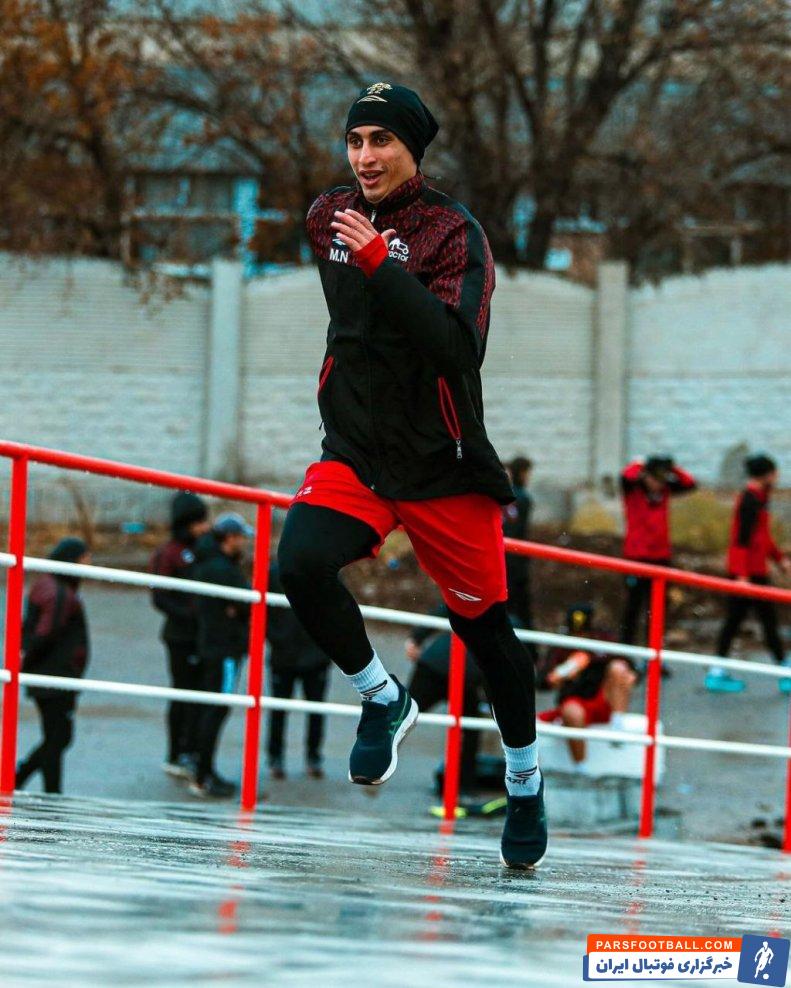 تراکتور ؛ دوی سرعتی بازیکنان تراکتور در محوطه استادیوم بنیان دیزل