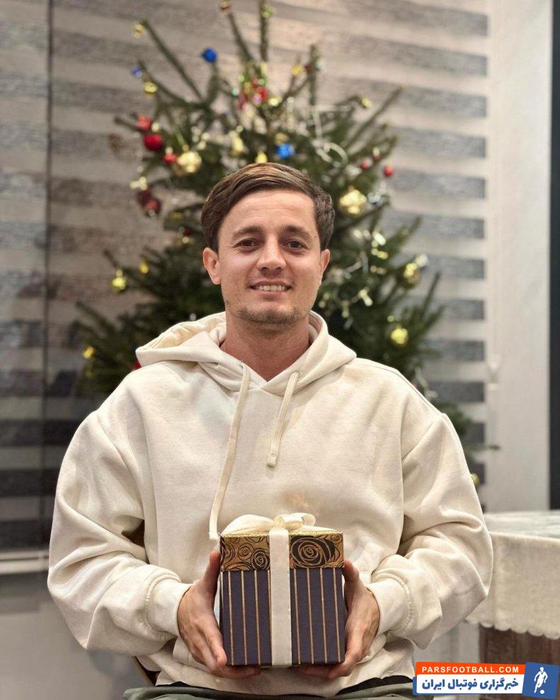 تراکتور به بازیکنان خارجی اش هدیه کریسمس داد