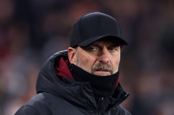 لیورپول ؛ درخواست با ملایمت کلوپ از فیلمبردار که در نزدیکش حضور داشت