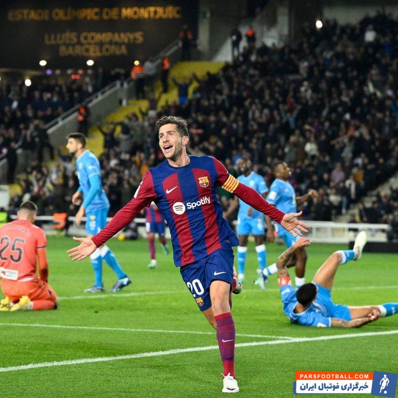 بارسلونا ؛ نجات بارسلونا از شکست برابر آلمریا با گلزنی سرخی روبرتو