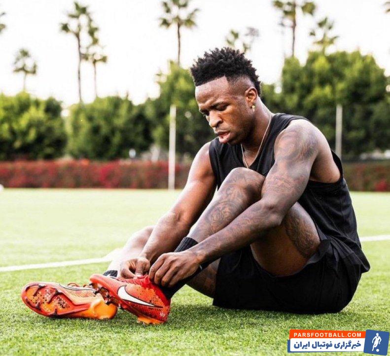 رئال مادرید ؛ تمرین سبک وینیسیوس روی چمن به تنهایی 