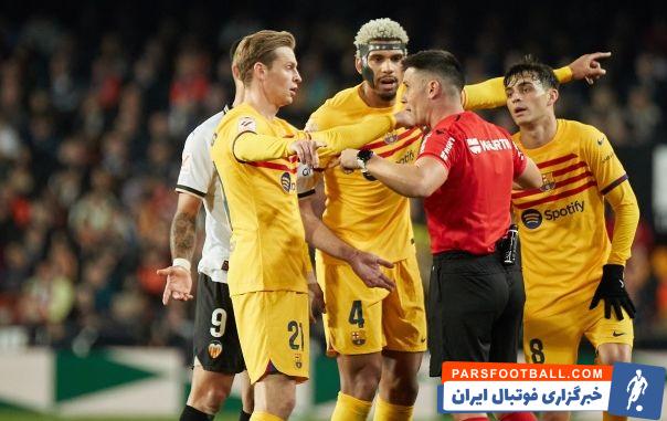 بارسلونا ؛ غیبت فرانکی دی یونگ در دیدار بارسلونا برابر آلمریا به دلیل پنج کارته شدن