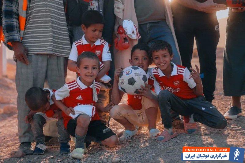 ساکا و اهدای ۵۰ کانتینر بزرگ به مردم روستای زلزله زده مراکش 