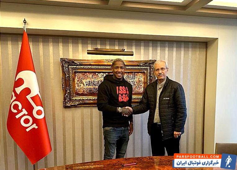 تراکتور ؛ امضای قرارداد یک و نیم فصله رومل کیوتو با تراکتور 