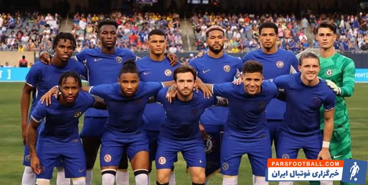 چلسی ؛ مسواک زدن دسته جمعی گروهی برای تبلیغات فیلم آمریکایی Argylle