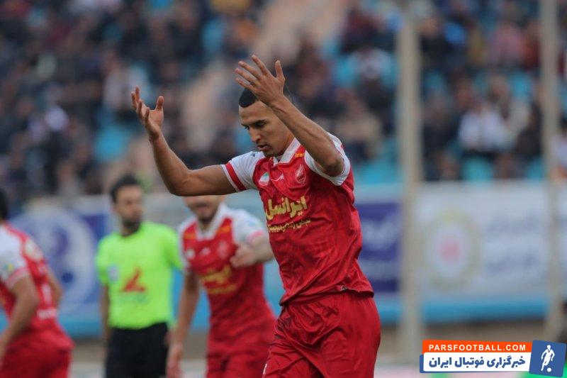 باهویی ؛ مصدومیت جزئی باعث نیمکت نشینی باهویی در پرسپولیس