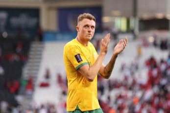 سوتار ؛ یازدهمین گل هری سوتار برای استرالیا در بیست و ششمین بازی برابر اندونزی