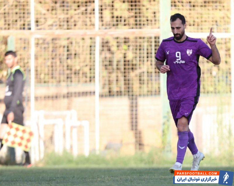 امین ؛ حضور امین قاسمی‌نژاد در تمرین گروهی تیم فوتبال هوادار