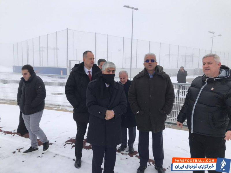 هاشمی ؛ بازدید کیومرث هاشمی وزیر ورزش از خانه فوتبال صربستان در بلگراد