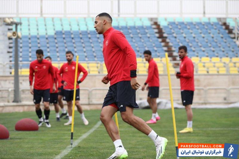پرسپولیس ؛ حضور نبیل باهویی در تمرین پرسپولیس