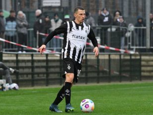 لاینر ؛ بازگشت استفان لاینر، بازیکن مونشن‌گلادباخ به ترکیب پس از غلبه بر سرطان