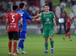 فیرمینو ؛ فولام علاقه مند به جذب فیرمینو از الاهلی