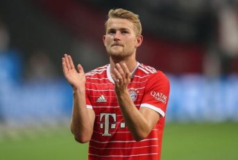 بایرن مونیخ ؛ ماتیس دی‌لیخت در لیست فروش تابستانی بایرن مونیخ