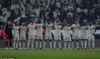 رئال مادرید ؛ احترام نگذاشتن تماشاگران به یک دقیقه سکوت به یاد فرانتس بکن باوئر