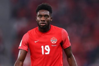 دیویس ؛ بایرن مونیخ ناراضی از رفتار های دیویس و آماده فروش این ستاره در تابستان