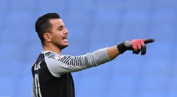 حامد لک یاد و خاطره ستاره فقید فوتبال زنان را گرامی داشت