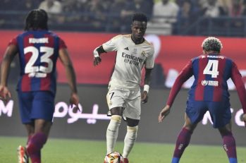 رئال مادرید ؛ عملکرد ضعیف رونالد آرائوخو و ژول کنده مدافعان بارسا برابر رئال مادرید