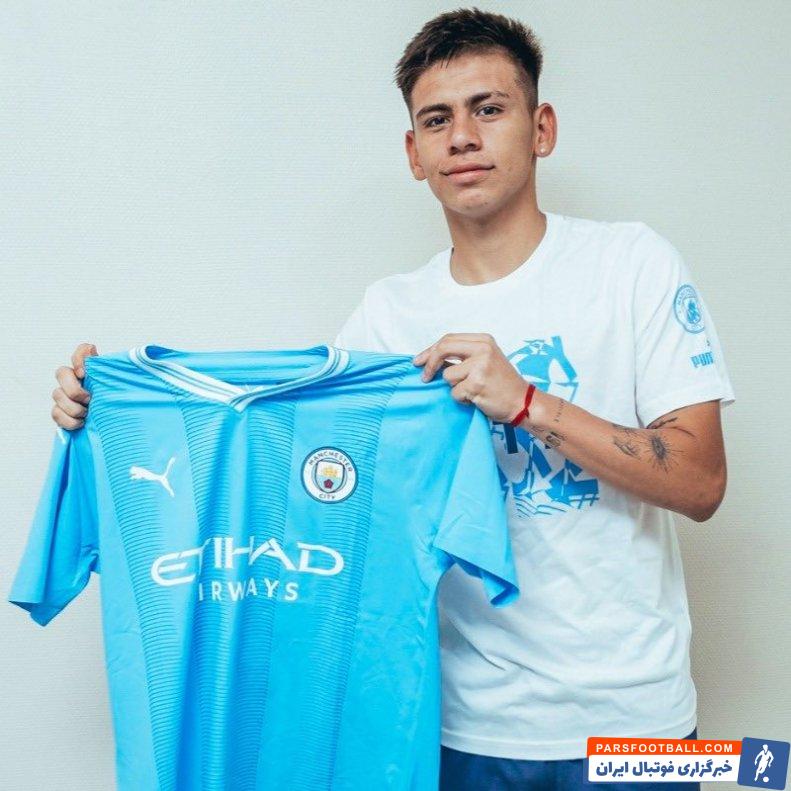 منچسترسیتی ؛ کلودیو اچه‌وری در پیراهن منچسترسیتی 