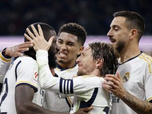 رئال مادرید ؛ تصویری از لیست تعویض پیراهن بازیکنان آراندینا با ستاره های رئال مادرید