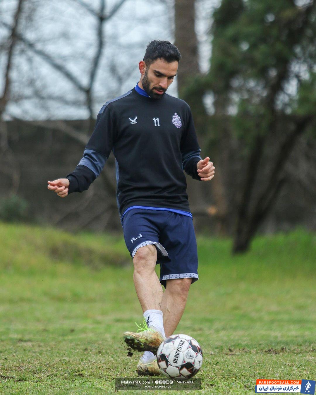 جعفری ؛ رضا جعفری با 7 گل تعقیب کننده شهریار مغانلو و رضا اسدی