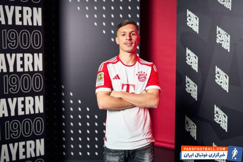 بایرن مونیخ ؛ برایان ساراگوسا با پیراهن بایرن مونیخ