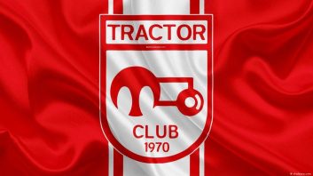 تبریز ؛ حضور هواداران تراکتور در دمای 5- درجه در ورزشگاه یادگار امام