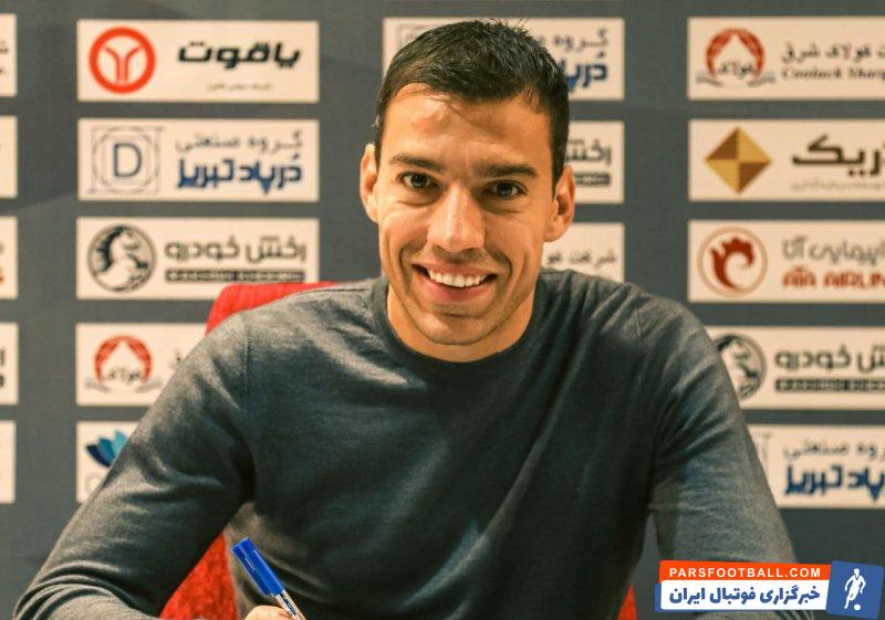 دلتیچ ؛ امضای قرارداد دلتیچ با تراکتور رسمی شد