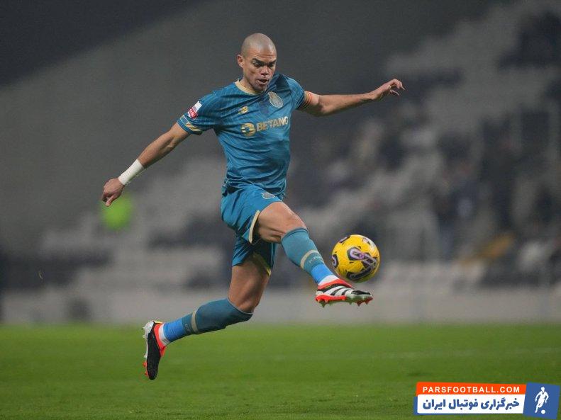 په په بازیکن پورتو حداقل تا 42 سالگی فوتبال بازی خواهد کرد