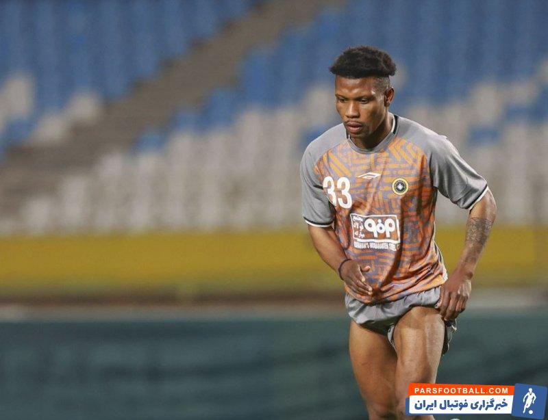 سپاهان ؛ عیسی عباس هافبک خارجی سپاهان آماده جدال با الهلال