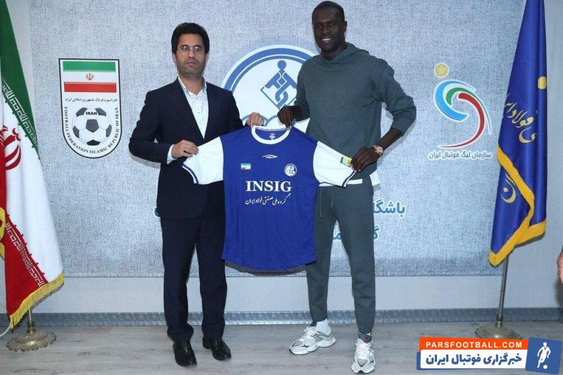 استقلال خوزستان ؛ عثمان اندونگ مدافع تازهوارد استقلال خوزستان : دوستی با مانه ندارم