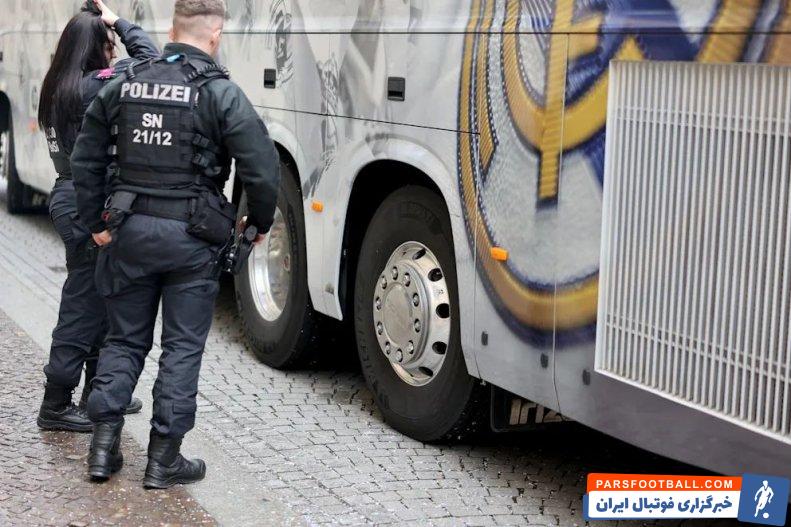 رئال مادرید ؛ تصادف اتوبوس تیم رئال مادرید در مسیر فرودگاه ارفورت تا شهر لایپزیش