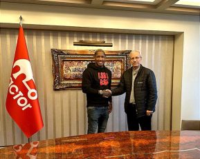 تراکتور ؛ قطع همکاری تراکتور با رومل کیوتو روبینسون مهاجم 32 ساله اهل هندوراس