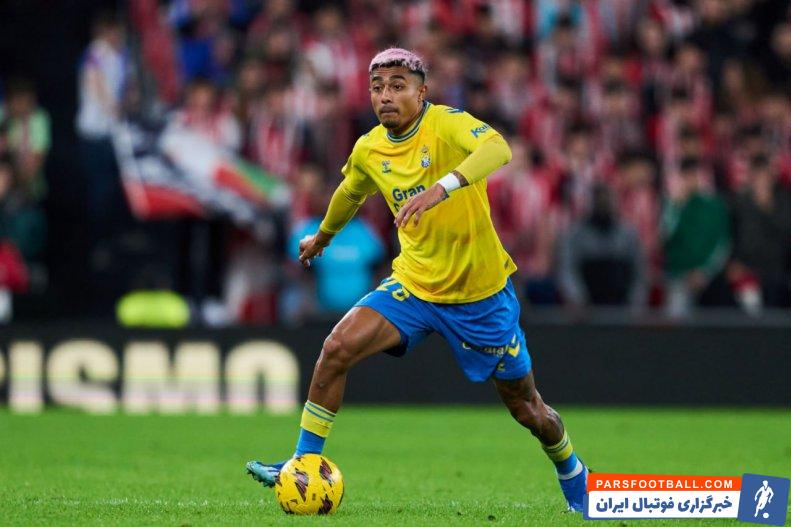 بارسلونا در حال بررسی گزینه بازگرداندن خولین آرائوخو از لاس پالماس