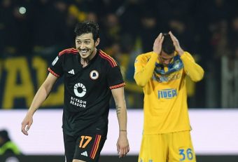 آزمون ؛ حضور آزمون به همراه زبیگنیو بونیک، ستاره سابق رم در سینما