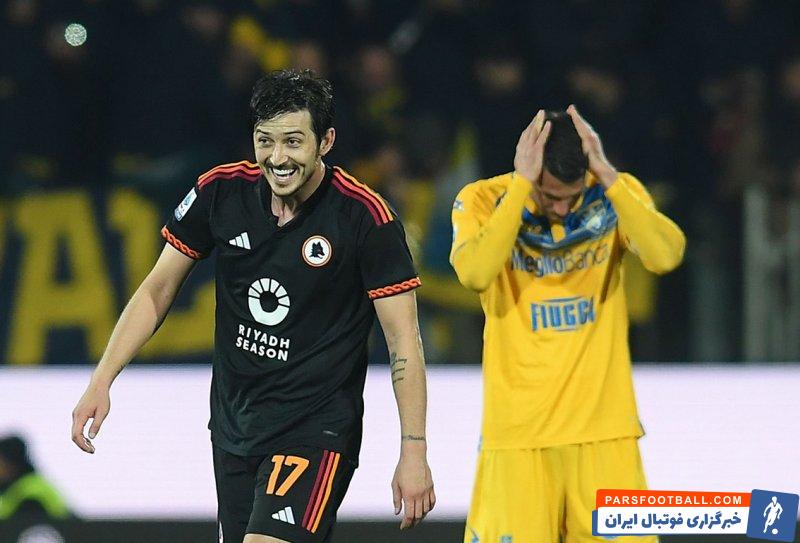 آزمون ؛ حضور آزمون به همراه زبیگنیو بونیک، ستاره سابق رم در سینما