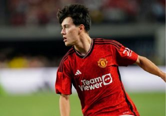 پلیستری ؛ حضور قرضی فاکندو پلیستری، وینگر منچستریونایتد در گرانادا