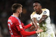 وینیسیوس ؛ لوکاس واسکز : وینیسیوس باید بیشتر خودش را در زمین کنترل کند